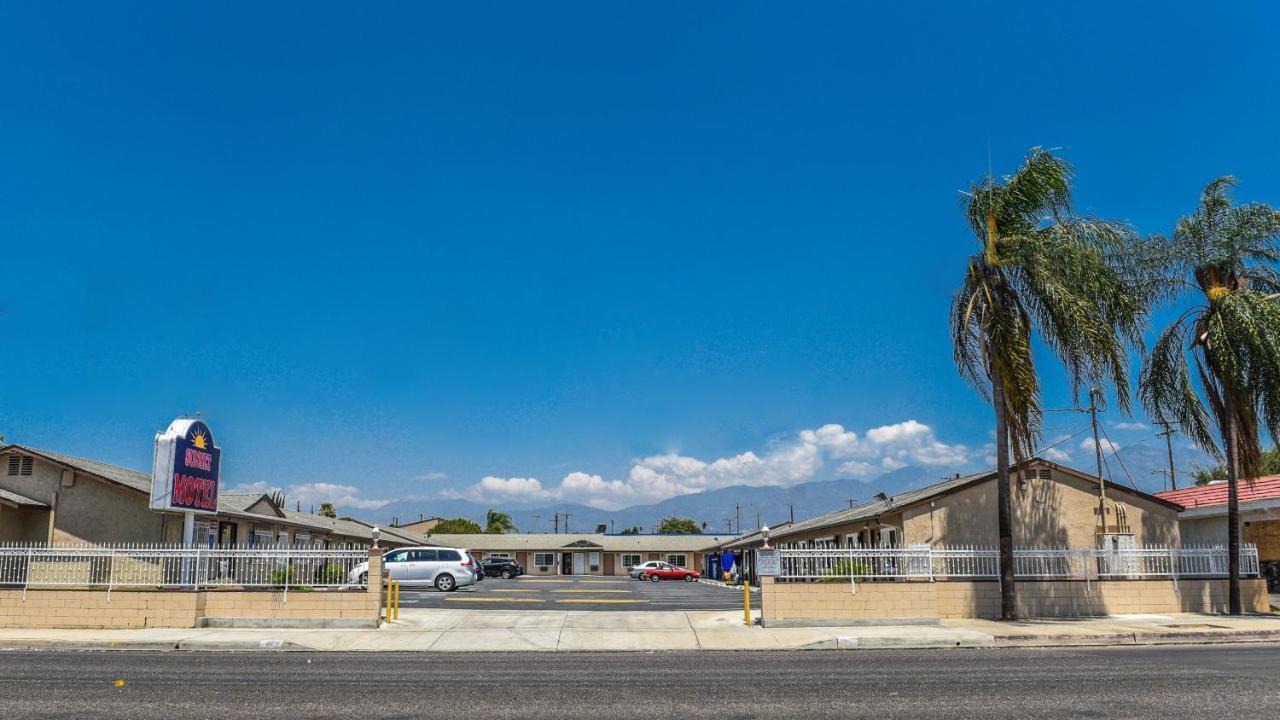 Sunset Motel Pomona Exterior foto